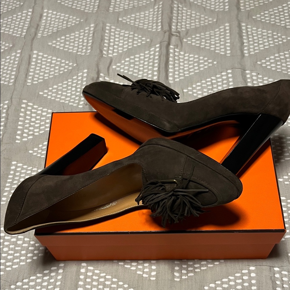 Hermes Dark Brown Heels with Tassel Accent Never Worn!! - Picture 9 of 16